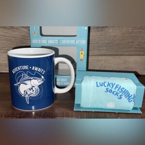 SUPER CUTE 🥰 MUG AND SOCKS ADVENTURE AWAITS GIFT SET - NEW
